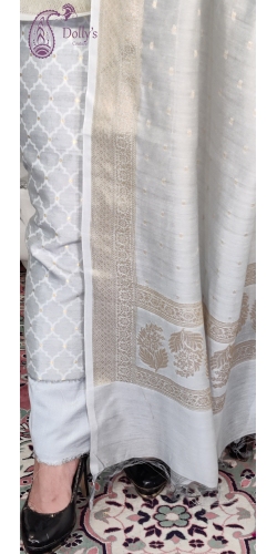 Pure Soft Cotton Handloom Light Zari Weaved Suit