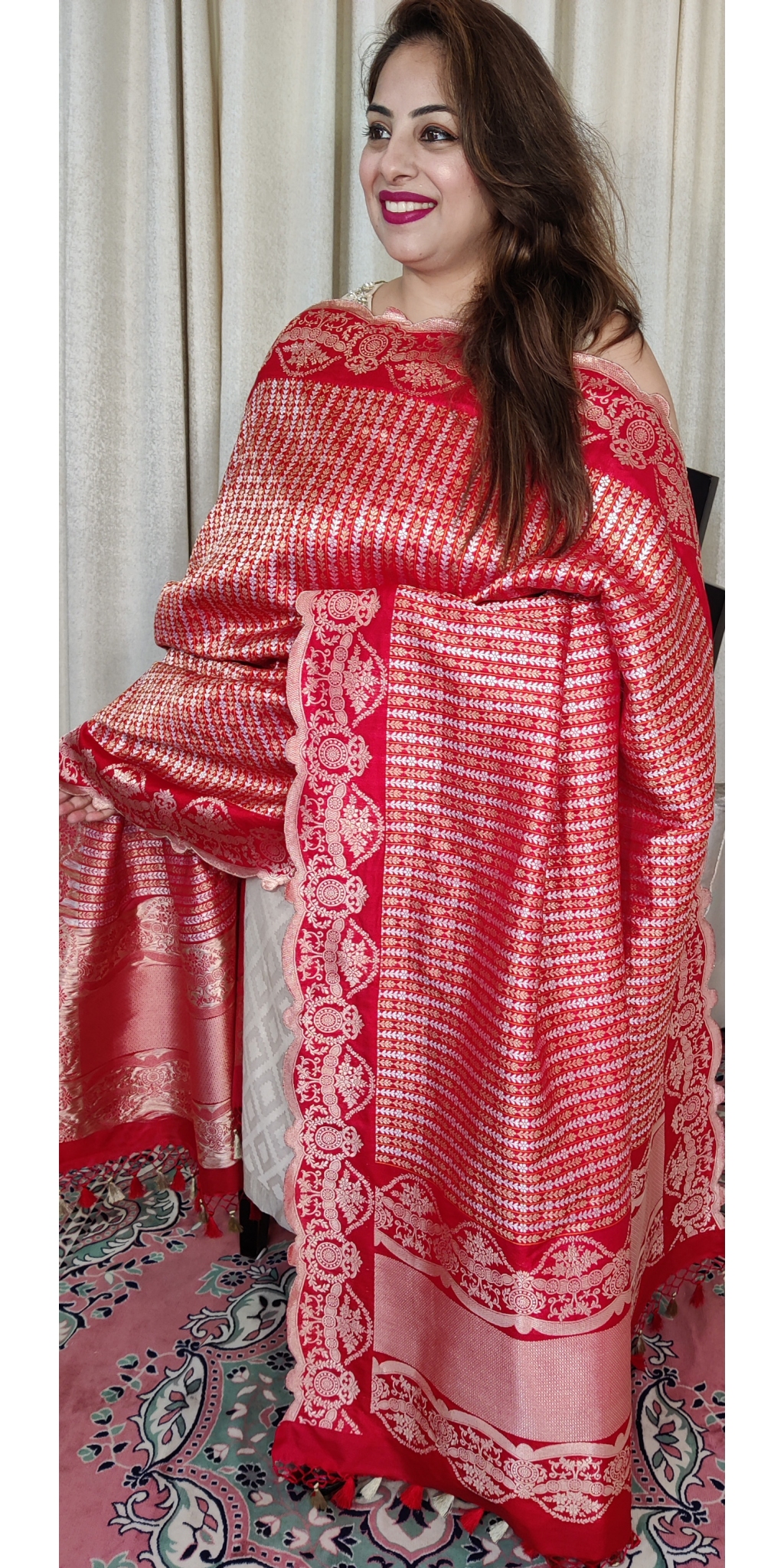 Pure Kataan Silk Sona Roopa Kadua Zari Weaved Dupatta with scalloping on Borders and Palla