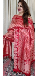Pure Kataan Silk Sona Roopa Kadua Zari Weaved Dupatta with scalloping on Borders and Palla
